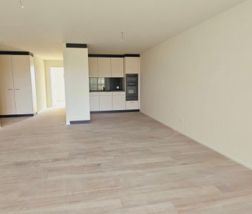 2.5 Zimmer, 76 m², 3. Stock - Photo 1