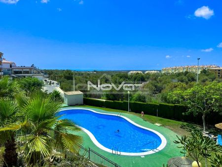 Immaculate apartment with sea views in Campoamor G - Photo 5