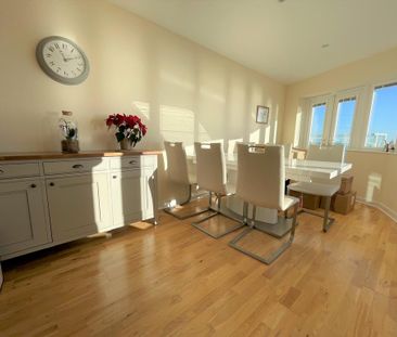 2 bedroom penthouse to rent - Photo 5