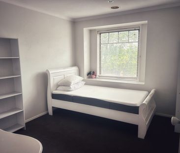 Bentleigh East - Photo 4