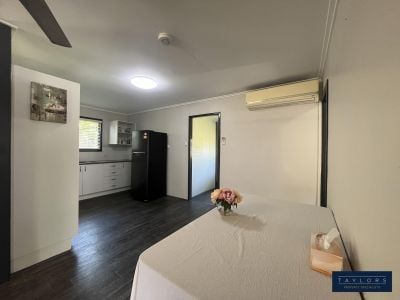 2 Bedroom Home Close to Cannonvale Beach - Photo 3