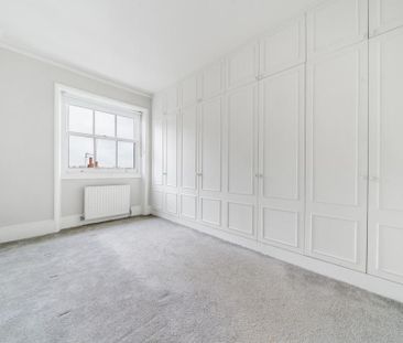 3 bedroom flat to rent - Photo 2