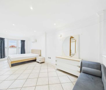 2 bedroom penthouse to rent - Photo 6