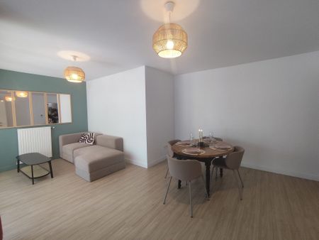 Location Appartement 3 pièces 63m² NANTERRE 92000 - Photo 3