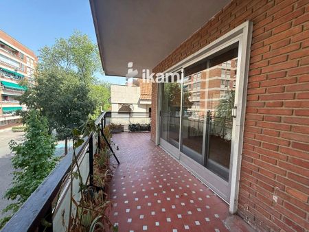 Avenida de Brasilia, Madrid, Community of Madrid 28028 - Photo 2