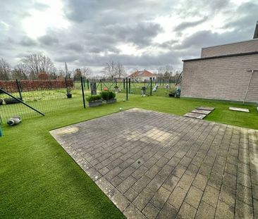 Instapklaar gelijkvloers appartement met tuin, terras en garage - Photo 1