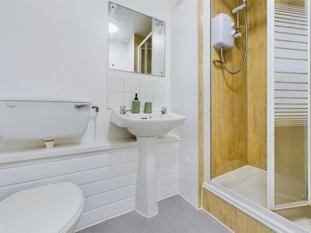 6 bedroom house to rent - Photo 2