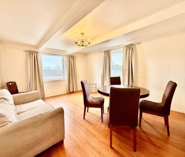 3 bedroom flat to rent - Photo 1