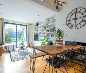 2 bedroom maisonette to rent - Photo 3