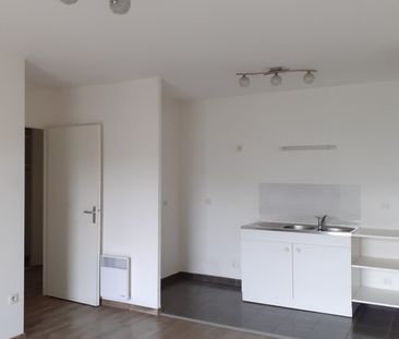 Appartement T3 situé Rue du Chemin Vert à REIMS secteur Pommery.dis... - Photo 2