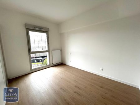 Location Appartement 3 pièces 59m² ST ETIENNE 42000 - Photo 3