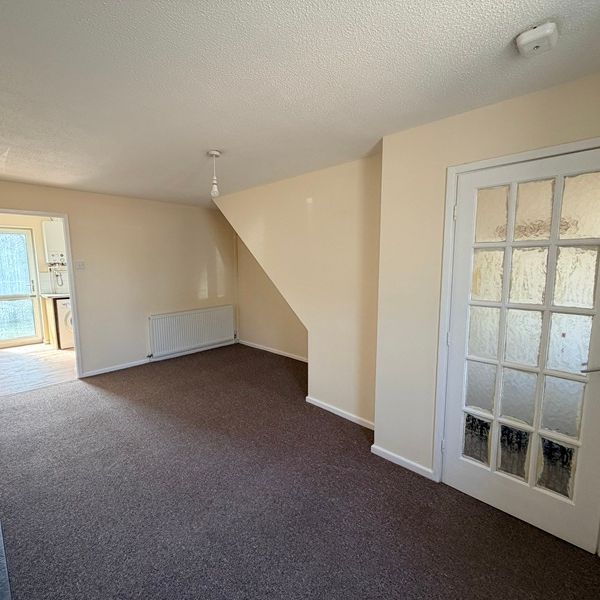 Appledore Place, Newton, Swansea, SA3 - Photo 1