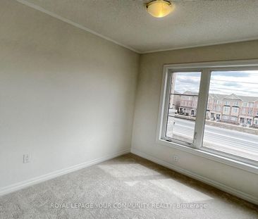 For Lease - 194 Vantage Loop Street, Newmarket, Ontario - Photo 5