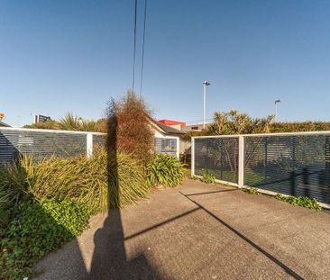 2-Bedroom Home Near Wellington Airport - Photo 6