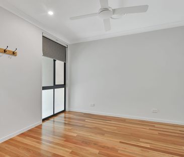 Spacious Townhouse in the Heart of Samford Village - Photo 5