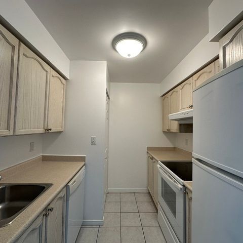 For Lease - 1 Pemberton Avenue Unit# 1909, Toronto, Ontario - Photo 1