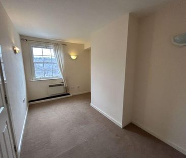 3 bedroom flat to rent - Photo 3