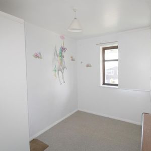 2 bedroom maisonette to rent - Photo 2