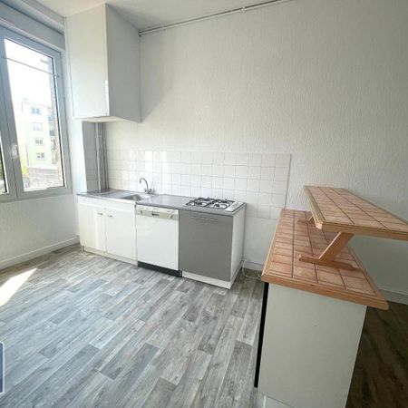 Location Appartement 2 pièces 38m² ST PRIEST EN JAREZ 42270 - Photo 4