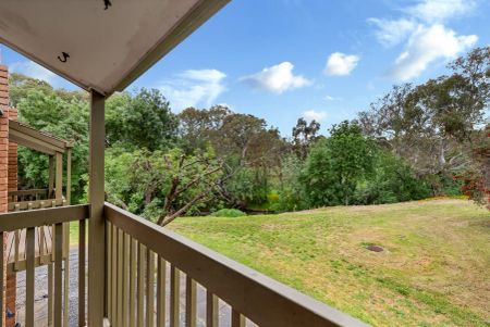 “Beautifully presented 3 bedroom home” - Photo 4