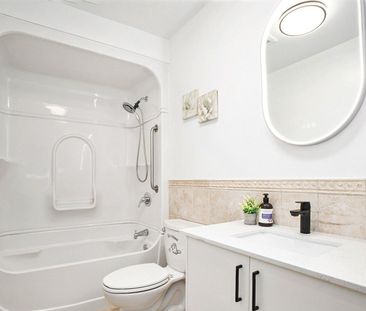 For Lease - 33 Majestic Drive, South of Baseline to Knoxdale, Ontario - Photo 4