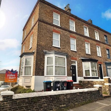 Oxford Street, Margate, CT9 1TD, Kent - Photo 4