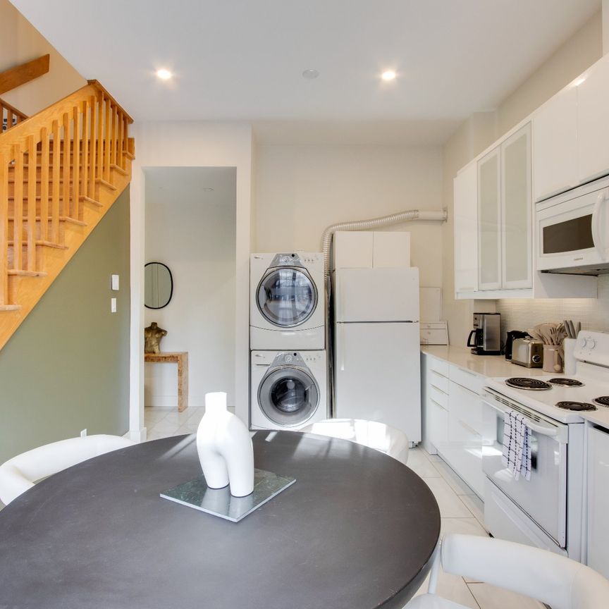 Condo for rent, Montréal (Ville-Marie) - Photo 1