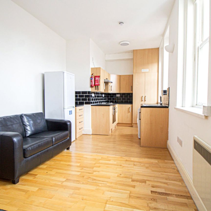 Apt 9, 21 Hyde Terrace - Photo 1