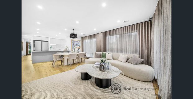 Stunning 4-Bedroom Ex-Display Home in Katalia Estate. - Photo 1