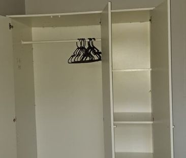 North Melbourne - Photo 2