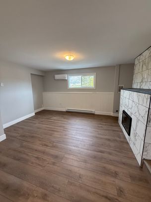 3 bed 2 bath walk out suite in black mountain - Photo 1