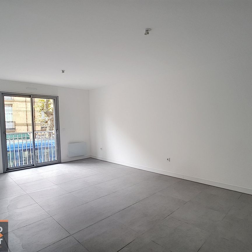 T3 beaux-arts avec stationnement possible - Photo 1