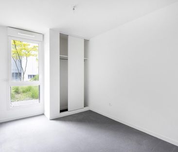 location Appartement T5 DE 93.9m² À MASSY - Photo 4