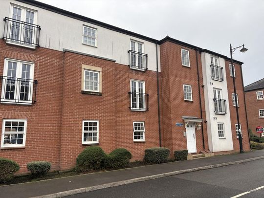 2 bedroom block of apartments to rent - Photo 1