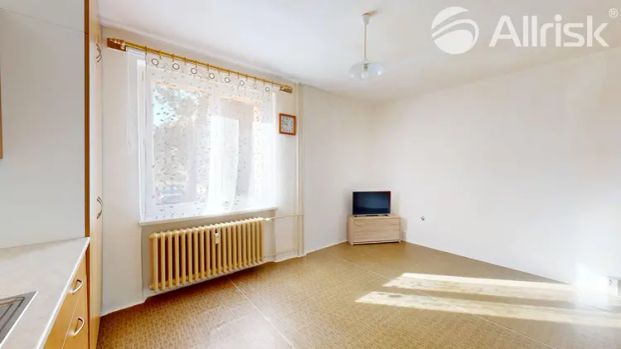 Pronájem, byt, 1+kk, 26 m - Photo 1