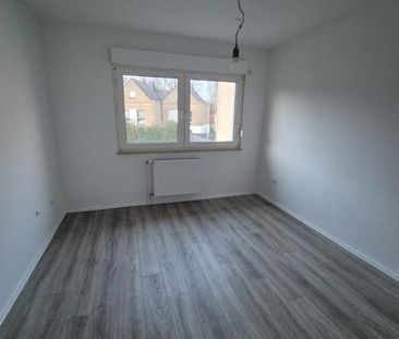 Einziehen & wohlfühlen: Moderne 2,5-Zimmer-Wohnung Lütgendortmund - Photo 4