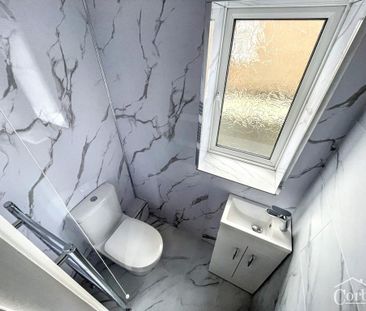 2 bedroom semi-detached house to rent - Photo 6