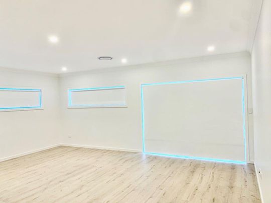 Luxurious Duplex with Studio - Photo 1