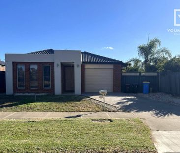 11 Evergreen Way, Shepparton - Photo 5