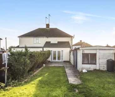 3 bedroom semi-detached house to rent - Photo 6