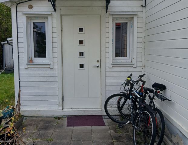 Jarlavägen, Södertälje - Photo 1