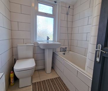 1 Bed Flat, Grove Green Road, E11 - Photo 2