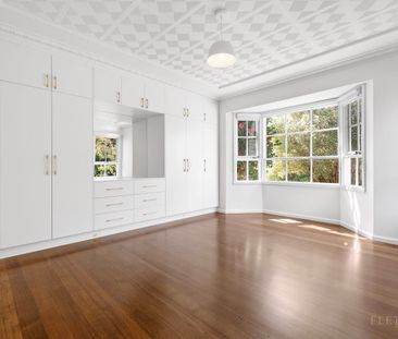 Beautifully Renovated with Unrivalled Six-Car Garaging - Photo 5