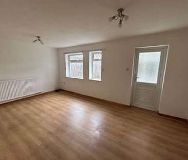 Peterborough PE3 - Photo 1