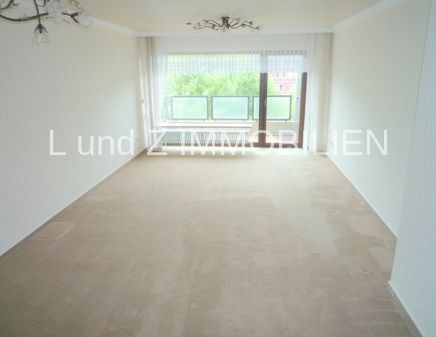 **Großzügig geschnittene super schöne 3 Zimmerwohnung** mit 2 Balkonen, Fahrstuhl und Pkw-Stellplatz - Photo 1