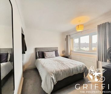 Chafford Way, Stifford Clays, Grays, RM16 - Photo 4