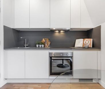 Flat to rent - Photo 1