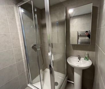 Studio Flat, Bearwood Road, B66 - Photo 3