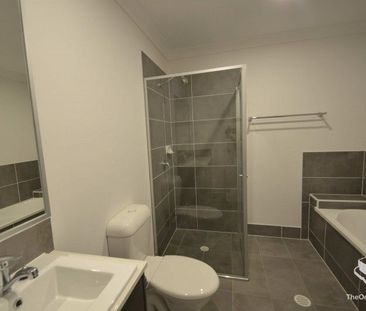 3 BED TOWNHOUSE FOR RENT - Photo 5
