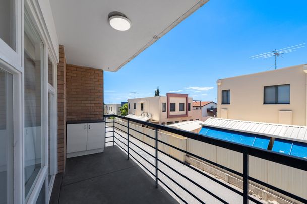 6/442 Canning highway, Attadale - Photo 1